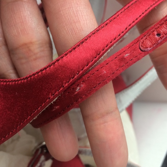 Red peep toe heels - Picture 12 of 12